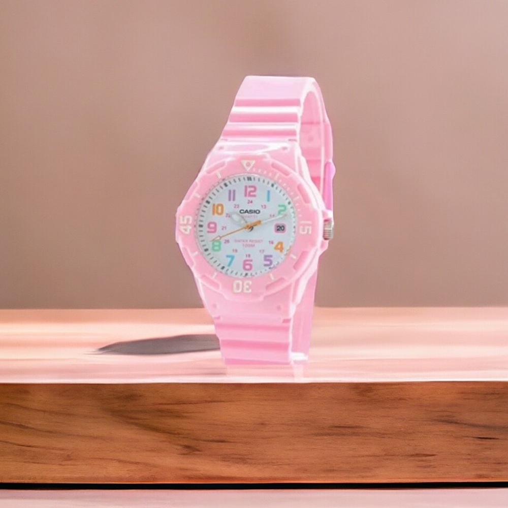Ladies / Girls Pink Casio Watch New in Box